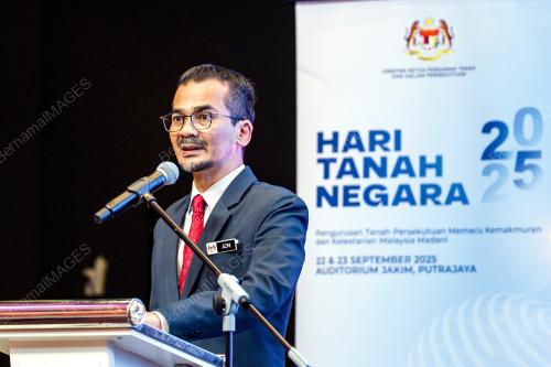 DATUK MUHAMMAD AZMI MOHD ZAIN