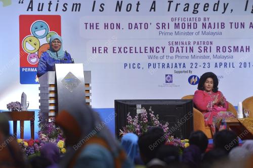 PTJ10_23042014_ROSMAH_AUTISM
