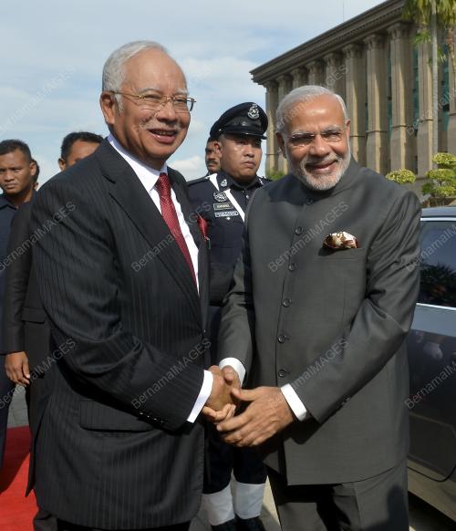 PTJ10_23112015_INDIA