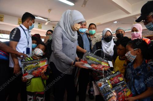 TINJAUAN BANJIR PPS SK KOTA WARISAN