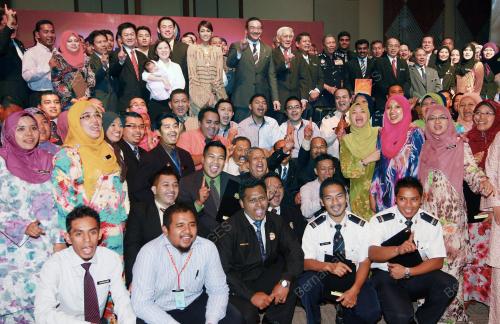 PTJ10_24012011_WARGANEGARA