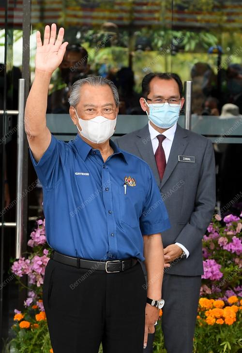 TAN SRI MUHYIDDIN YASSIN