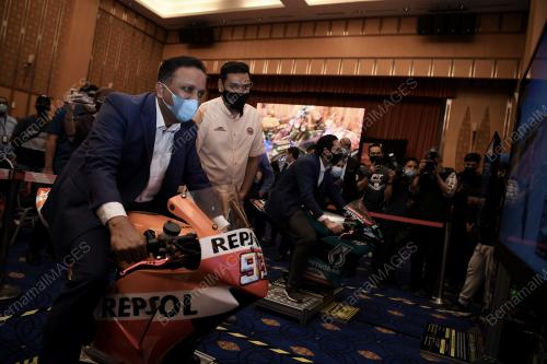 DATUK SERI REEZAL MERICAN NAINA MERICAN