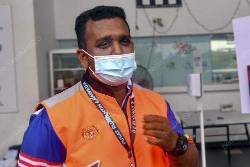 JKM URUS PENGHANTARAN BARANG PESAKIT COVID-19