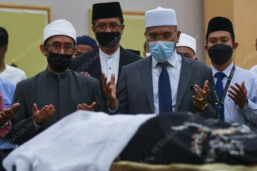 PENGHORMATAN_TERAKHIR