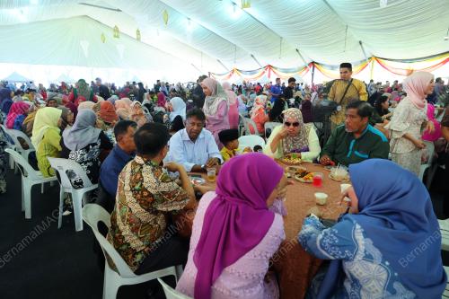 RUMAH TERBUKA TIMBALAN PERDANA MENTERI