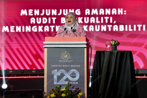 DATUK SERI WAN SURAYA WAN MOHD RADZI