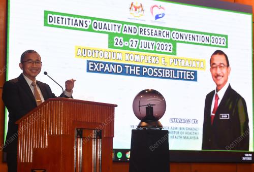DATUK DR NOOR AZMI GHAZALI