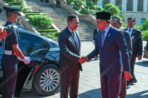 DATUK SERI ANWAR IBRAHIM