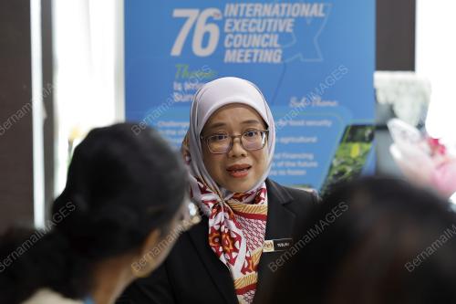 YUSLINA MOHD SANI