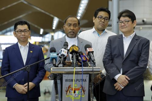 DATUK SERI DR ZAMBRY ABDUL KADIR
