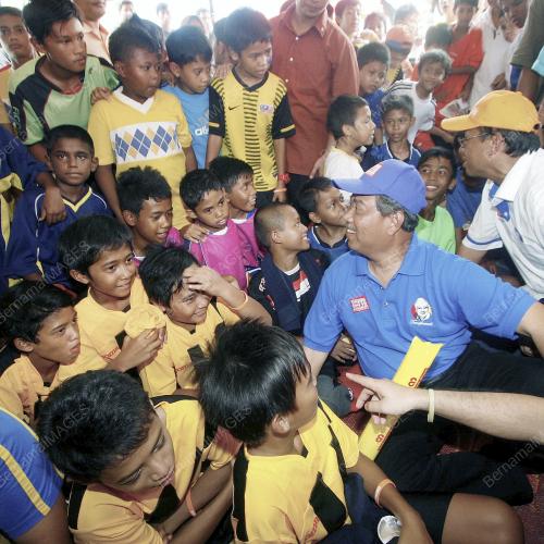 TAN SRI MUHYIDDIN YASSIN