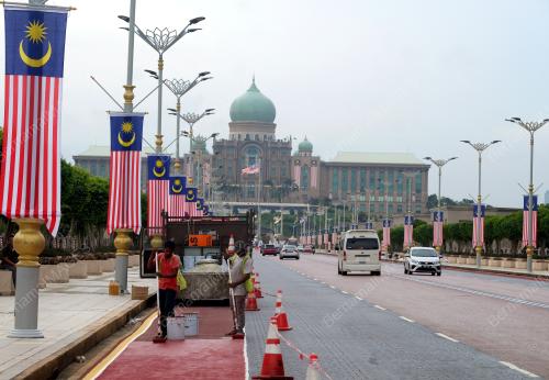 TINJAUAN PERSIAPAN PELANCARAN BULAN KEBANGSAAN