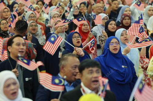 KIBAR JALUR GEMILANG