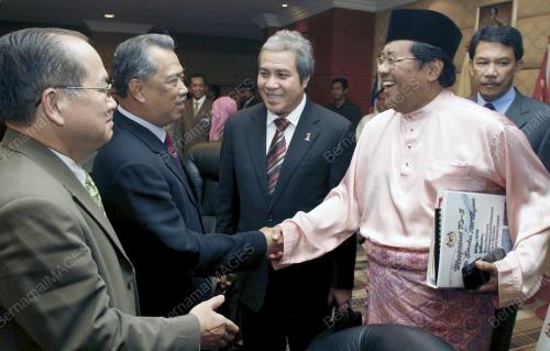 MUHYIDDIN YASSIN
