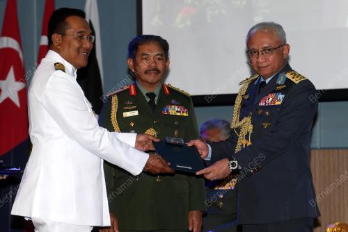JENERAL TAN SRI AFFENDI BUANG (TUDM)