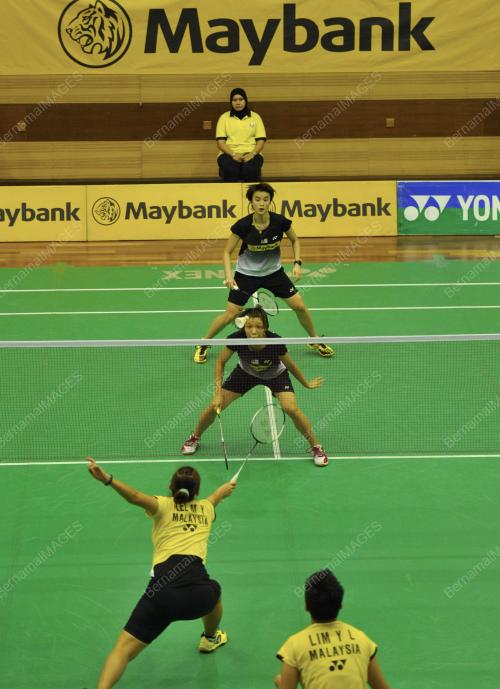 PTJ10_30122013_BADMINTON