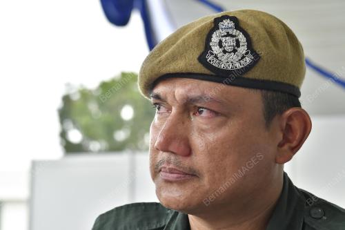 ISTIADAT SAMBUTAN HARI PAHLAWAN