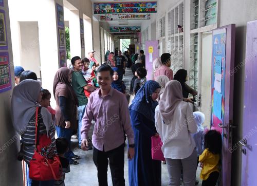TAHUN SATU