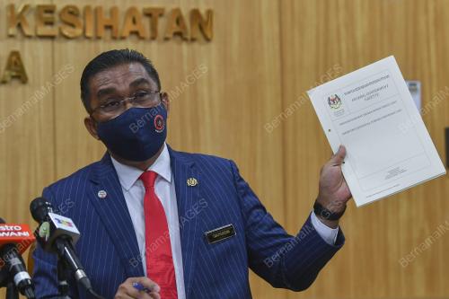 DATUK SERI TAKIYUDDIN HASSAN