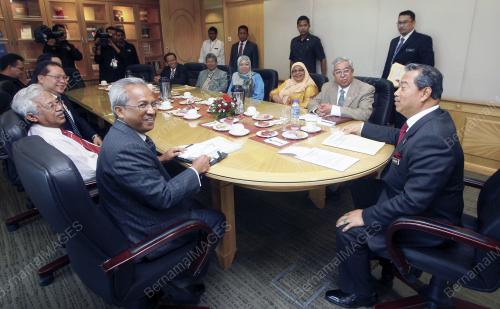 TAN SRI MUHYIDDIN YASSIN