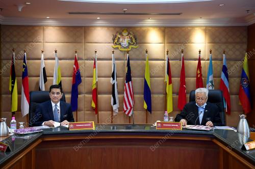 DATUK SERI MOHAMED AZMIN ALI