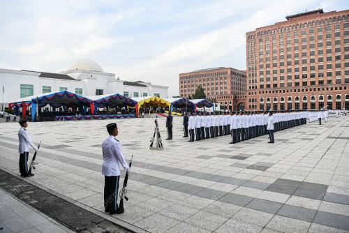RAPTAI ISTIADAT PERARAKAN PANJI YANG DI-PERTUAN AGONG
