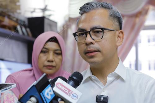 FAHMI FADZIL