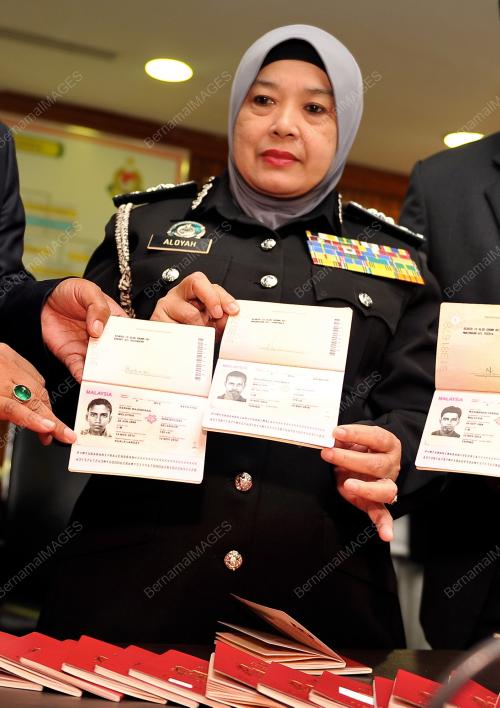 PTJ11_04072014_PASSPORT
