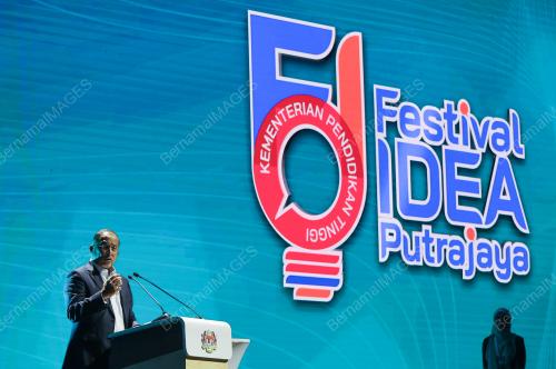 DATUK SERI DR ZAMBRY ABD KADIR
