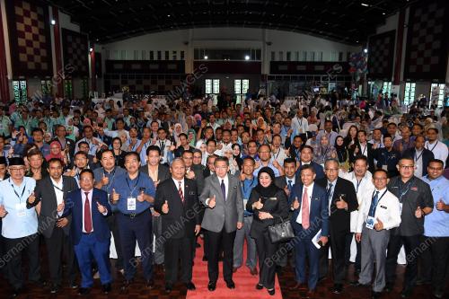 DATUK SERI SALAHUDDIN AYUB