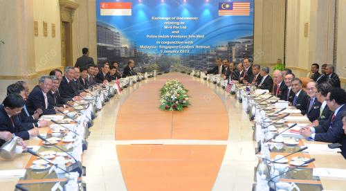 PTJ11_05012012_MAS_SPORE