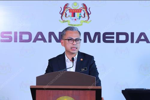 FAHMI FADZIL