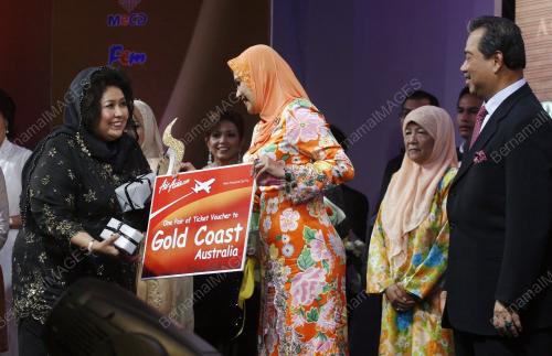 RAJA PERMAISURI AGONG TUANKU NUR ZAHIRAH