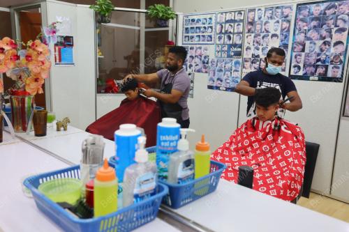 TINJAUAN KEDAI GUNTING RAMBUT