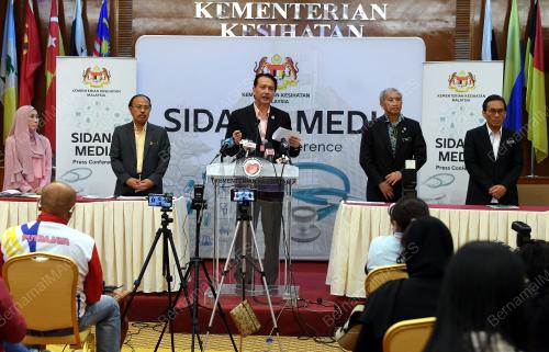 DATUK DR NOOR HISHAM ABDULLAH