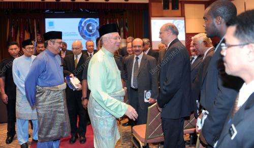 DATUK SERI NAJIB TUN RAZAK