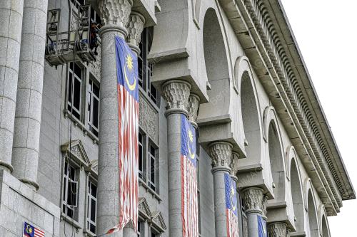 TINJAUAN JALUR GEMILANG