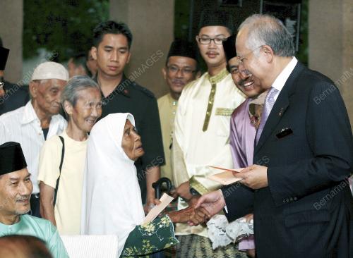 MOHD NAJIB TUN ABDUL RAZAK