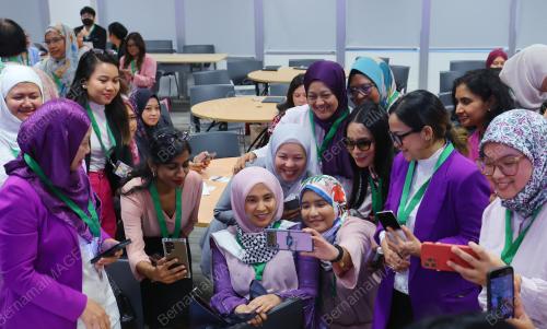 NURUL IZZAH ANWAR