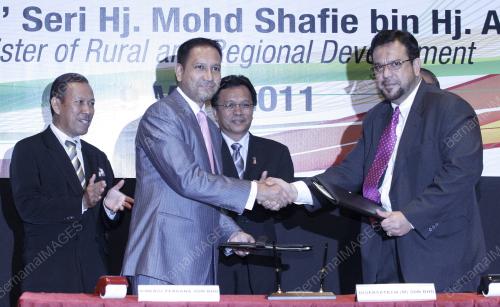 DATUK SERI MOHD SHAFIE APDAL