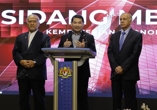 RAFIZI RAMLI