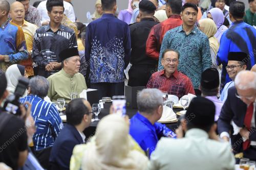 DATUK SERI ANWAR IBRAHIM