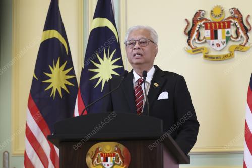 DATUK SERI ISMAIL SABRI YAAKOB