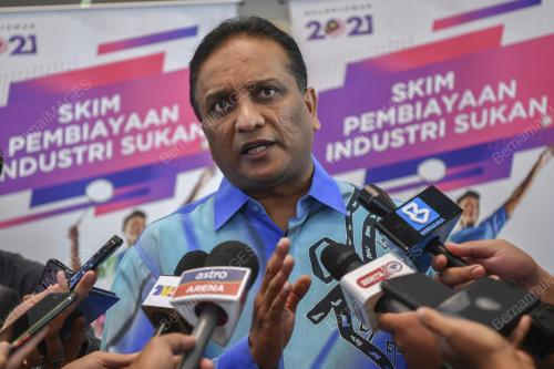 DATUK SERI REEZAL MERICAN NAINA MERICAN