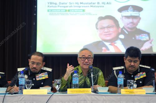PTJ11_12012017_DIALOG