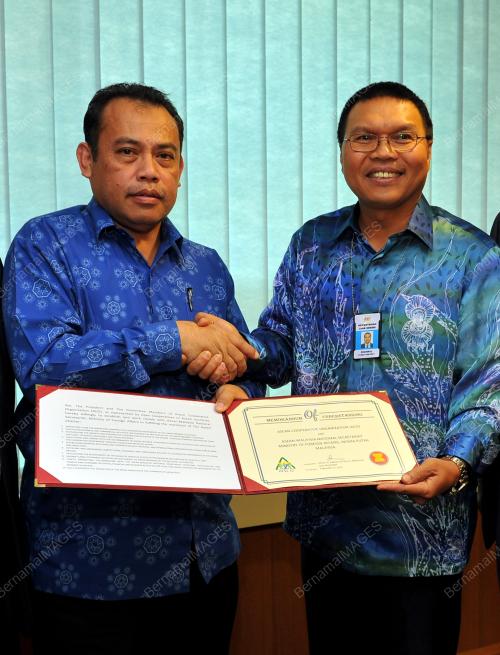 PTJ11_12022015_ASEAN