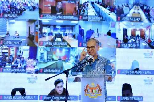 DATUK FAHMI FADZIL