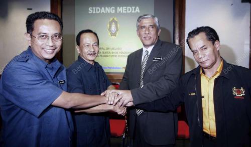 DATUK SERI ABU KASSIM MOHAMED