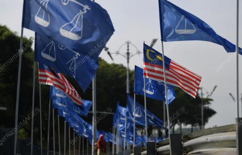 PTJ11_12042018_BENDERA
